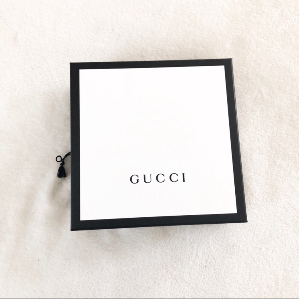Gucci belt box and bag